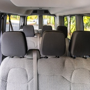¡Oferta Imperdible! Super Clean 2019 G-MC Savana G2500 LT 4x4, Motor V8 de 6 Litros, Tracción en las 4 Ruedas, Automática de 6 Velocidades, Furgoneta de Lujo Negra - Product Image 4