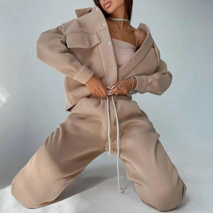 ชุดสองชิ้นวาฟเฟิลสตรีทแวร์ชุดสองชิ้นสำหรับสตรีทแวร์เสื้อแจ็กเก็ตคาร์โก้และกางเกงจ็อกเกอร์ชุดผู้หญิงแบบกำหนดเองได้ Y2K - Product Image 1