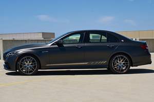 2023 E63 S Sedan Final Edition 1 sur 999 Modèles Final Edition, V8 biturbo, transmission intégrale, très bien équipé - Product Image 2