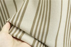 ชุดเสื้อสเวตเตอร์ฤดูร้อนผ้าทอแจ็คการ์ดสั่งทำพิเศษสำหรับผู้หญิง คุณภาพสูง ระดับพรีเมียม ผ้าสแปนเด็กซ์/โพลีเอสเตอร์ ระบายอากาศได้ดี บริการพิมพ์ลายแบบ OEM - Product Image 3