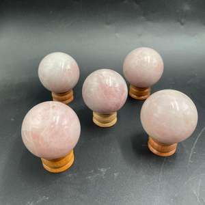 Esfera de Cuarzo Rosa Natural, Bola de Piedra Sólida Pulida para Decoración del Hogar, Colección de Cristales y Recuerdo, 3–5 cm - Product Image 1