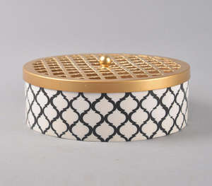 Handcrafted Luxury Round Decorative Box Featuring Elegant Black And White Moroccan Quatrefoil Pattern With Ornate Golden Laser - Product Image 1