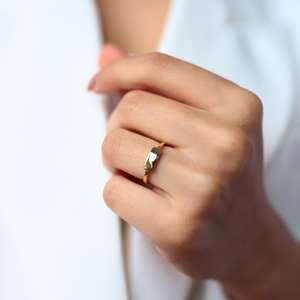 Elegante anillo minimalista de oro de 14 quilates para mujer, diseño étnico con rectángulo y estilo clásico, Festival IGI Certificado de bodas, regalo delicado - Product Image 3