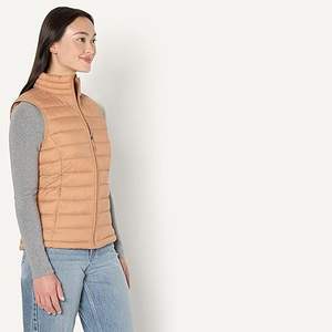 Vente directe d'usine Meilleures ventes Veste d'hiver décontractée pour homme Vêtement d'extérieur de haute qualité Respirant Fermeture éclair personnalisée Col en V Gilet matelassé 100% - Product Image 5