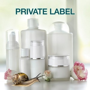 Brightening Snail Mucin Face Cream Hidratante y Regeneradora Cuidado DE LA Piel 50ml - Product Image 1