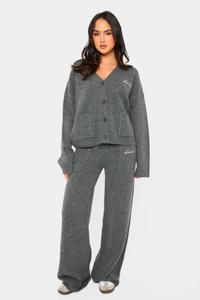 ชุดวอร์มผู้หญิง 2 ชิ้น แบบถักลายปัก ติดกระดุม มีกระเป๋า แขนยาว สำหรับฤดูหนาว - Product Image 3