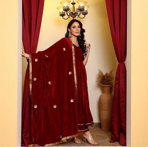 Kurti dupatta ผ้าฝ้ายสำหรับผู้หญิงเสื้อผ้าชาติพันธุ์สำหรับงานแต่งงานจากผู้ผลิตอินเดีย - Product Image 1