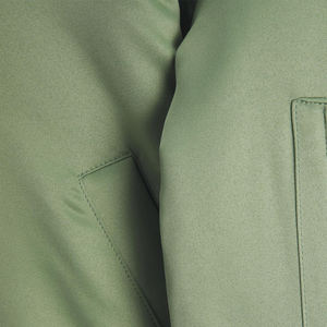 Chaquetas de satén de secado rápido y teñidas lisas para mujer, chaqueta de satén gruesa de invierno con bordado personalizado para mujer, a la venta - Product Image 6