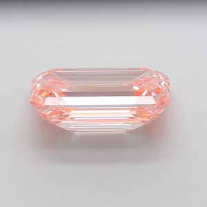 เพชรทรงมรกตสีชมพูเข้ม 15 กะรัต VS1 ผลิตในห้องปฏิบัติการ ได้รับการรับรองจาก IGI - Product Image 3
