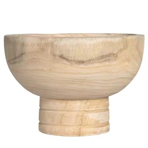 Tazón de madera con acabado rústico natural hecho a mano, ideal para servir en la cocina, exhibir ensaladas y frutas, y como elegante decoración para el hogar. - Product Image 4