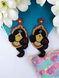 ต่างหูงานฝีมือประดับลูกปัดแบบมาร์ดิกราส์ พร้อมงานปักมือ งานฝีมืออินเดีย เครื่องประดับผู้หญิงทำมือ- JAVED HANDICRAFTS รุ่น JH-2078 - Product Image 4