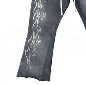 Pantalones de chándal medios de algodón 100% lavado ligero Pantalones acampanados Botón Fly Logotipo personalizado Impreso Ropa de calle ligera Vintage Sun Fade - Product Image 5