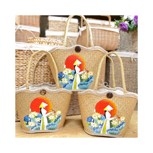 Sacs en paille en osier tissés à la main pour femmes Style vintage du Vietnam - Product Image 1
