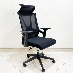 Silla de Oficina Ergonómica MF138 con Respaldo de Cabeza, Diseño Giratorio para Hogar, Taller, Dormitorio, Hospital, con Espuma y Tela - Product Image 3