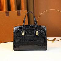 Sac fourre-tout structuré en cuir PU gaufré crocodile pour femme, avec quincaillerie triangulaire dorée, double poignée supérieure, sac à main de luxe pour le bureau