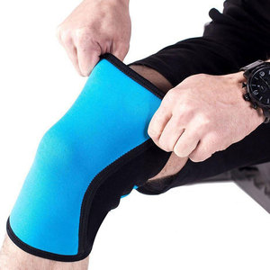 <b>Knee</b> <b>Sleeves</b> <b>Compression</b> Support Breathable Stretch Fabric Comfortable Fit Ideal For Sports Training And Daily Activities - Product Image 3