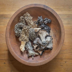 Champignons séchés en vrac de qualité supérieure Arôme riche pour les acheteurs en gros Offrant des champignons séchés de la meilleure qualité pour des plats sains - Product Image 6