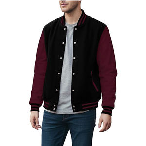 แจ็คเก็ตบอมเบอร์กันน้ำสไตล์คลาสสิกแบบวิทยาลัยสำหรับฤดูหนาว พร้อมขอบขนแกะและโลโก้แบบกำหนดเอง - Product Image 4