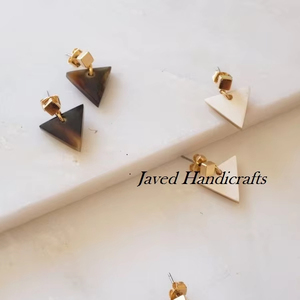 ต่างหูแตรผู้หญิงคุณภาพสูงทำมือเครื่องประดับสไตล์สัตว์ธรรมชาติที่สวยงามดีไซน์ทันสมัยขัดเงา - Product Image 3