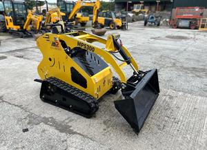 Livraison gratuite bon marché Mini Skid Steer moteur CE EURO5 EPA Skidsteer roue diesel sur chenilles Mini chargeuse sur chenilles pour tout terrain - Product Image 2