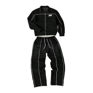 ชุดวอร์มกันลมแบบมีฮู้ดสำหรับผู้ชายคุณภาพสูงสั่งทำพิเศษสำหรับฤดูหนาว-ระบายอากาศได้ดี ผลิตจากโพลีเอสเตอร์ 100% - Product Image 1