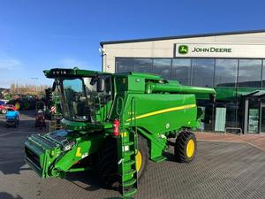 Moissonneuse-batteuse John Deere T670i d'occasion de qualité bon marché à vendre - Product Image 5
