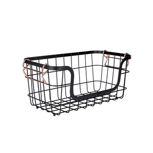 Panier en métal enduit de poudre noire panier fait main d'excellente qualité concepteur de forme personnalisée nouveau panier en métal en gros - Product Image 1
