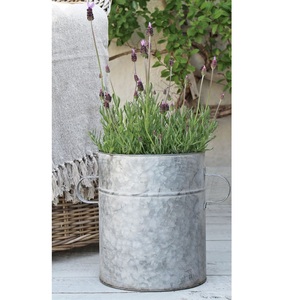 Juego de 3 macetas de flores galvanizadas de hierro hechas a mano ecológicas con mango personalizable para uso en el hogar y el jardín al aire libre - Product Image 4