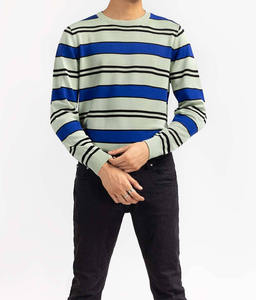 Nouveau pull en maille à col en V pour homme, couleur unie, manches longues, hiver, avec logo sur le devant, anti-boulochage - Product Image 5