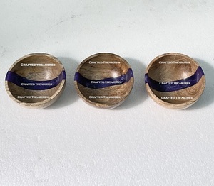 Standard Quality Round <b>Wood</b> and <b>Resin</b> Salad Serving Fruit Food Bowls Best Packing <b>for</b> Hotel Home <b>Table</b> <b>Wood</b> <b>Resin</b> Bowl - Product Image 1