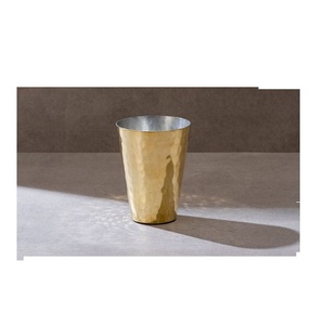 Vaso de cobre con beneficios para la salud y durabilidad duradera elaborado por artesanos expertos en estilo tradicional - Product Image 6