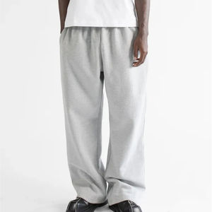 Pantalones de chándal deportivos personalizados para hombre 100% algodón 450 Gsm pantalones de chándal acampanados de peso pesado gran oferta pantalones de chándal lisos de verano - Product Image 2