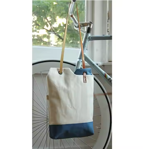 Bolsa de lona de algodón con logotipo personalizado, bolsa de tela reciclada duradera para uso en verano, promociones minoristas sostenibles para ir de compras - Product Image 1