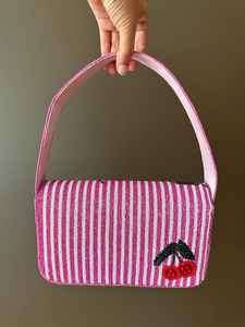 Bolso de Mano Informal con Cuentas de Vidrio Multicolores de MS Handicraft, Bolso de Mano Hecho a Mano en India con Forma Personalizada, Bolso Baguette - Product Image 3