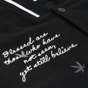 Chaqueta Universitaria de Ingeniería de Moda de Pakistán con Logotipo Bordado, Puños Acanalados, Estilo Urbano de Primavera, Chaquetas Letterman - Product Image 4