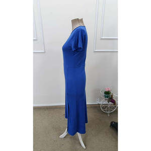 Robe mi-longue en viscose à manches courtes et col rond pour femme, 32941 - Product Image 5