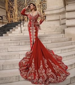 IMPRESIONANTE TRABAJO DE BORDADO EN UN HERMOSO VESTIDO CAFTAN DE RUTA ROJO CON CUENTAS DE CRISTAL EMBELLECIDAS, PIEDRA, SECUENCIA, TRABAJO DE DABKA @ 2024 - Product Image 1