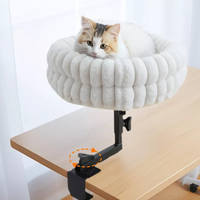 Lit de bureau pour chat à rotation de 360 degrés Mobilier de nid de chat d'intérieur moderne pour bureaux et tables de jeux Table d'île Lit de bureau réglable pour chat