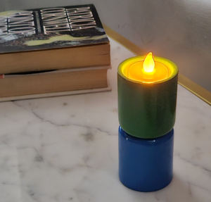 Portavelas de hierro con forma de tambor hecho a mano, portavelas modernas sostenibles, portavelas de hierro para decoración del hogar - Product Image 1