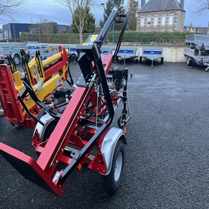Fendeuse de bûches verticale professionnelle AMR VMR 12 AGRI 9 DP de 12 tonnes, montée sur un châssis de remorque homologué route, 108 cm, 9 CV - Product Image 1