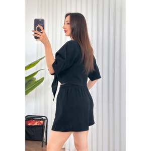 ชุดกิโมโนสีดำแบบผูกหน้าผ้ามัสลินขายส่ง - สีดำ - Product Image 5