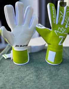 Guantes de Portero de Cuero Premium Personalizables - Product Image 1