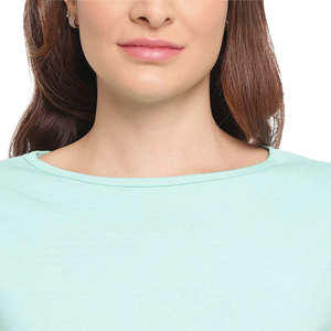 Tenue décontractée pour femmes ensemble de t-shirts et shorts à manches courtes ensemble de deux pièces à prix d'usine avec logo personnalisé pour femmes - Product Image 5