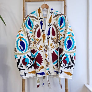 Chaqueta corta bordada a mano Suzani para mujer Crewel Festival regalo especial para ella - Product Image 1