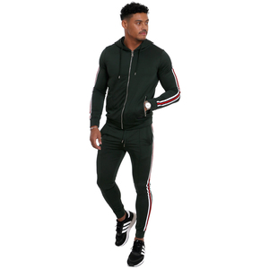 Venta al por mayor hombres Casual chándal Sudadera con capucha de manga larga sudadera Fitness pantalones hombres Jogging ropa deportiva conjunto chándal hombres invierno - Product Image 1