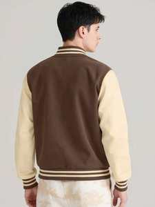 Chaqueta de béisbol universitaria de invierno de estilo urbano para hombre, algodón marrón, sensación de cuerpo ligero para mangas, ajuste de contraste, Varsity 100% algodón - Product Image 2