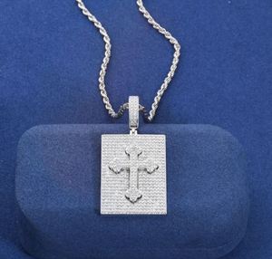 Colgante de Cruz de doble uso con ajuste de punta VS Moissanite Iced Out Hip Hop Rapper Jewelry - Product Image 3