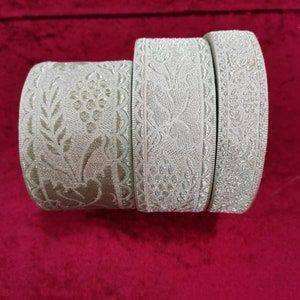 Ruban en dentelle tressée pour les accents de robes de cérémonie, cordon et dentelle tressés fantaisie pour les tenues formelles, différentes largeurs, vente en gros - Product Image 2