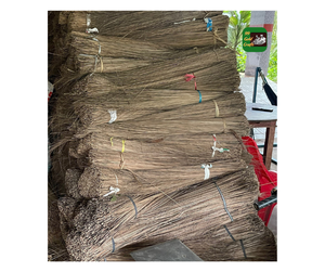 Venta al por mayor palo de escoba de coco Nipa duradero para crear cepillos de limpieza al aire libre palo de escoba de coco Nipa marrón - Product Image 1