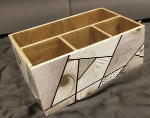 Soporte para cubiertos de madera de nuevo estilo, estante para vajilla de bambú en diseño elegante para almacenamiento de cubiertos y utensilios de La India - Product Image 1